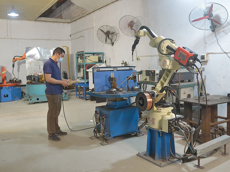 8 welding area of robotic arm
